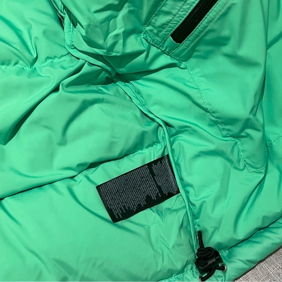 🪀🥎NWT The North Face 1996 Nuptse Jacket Neon Green • Size M - Picture 7 of 9